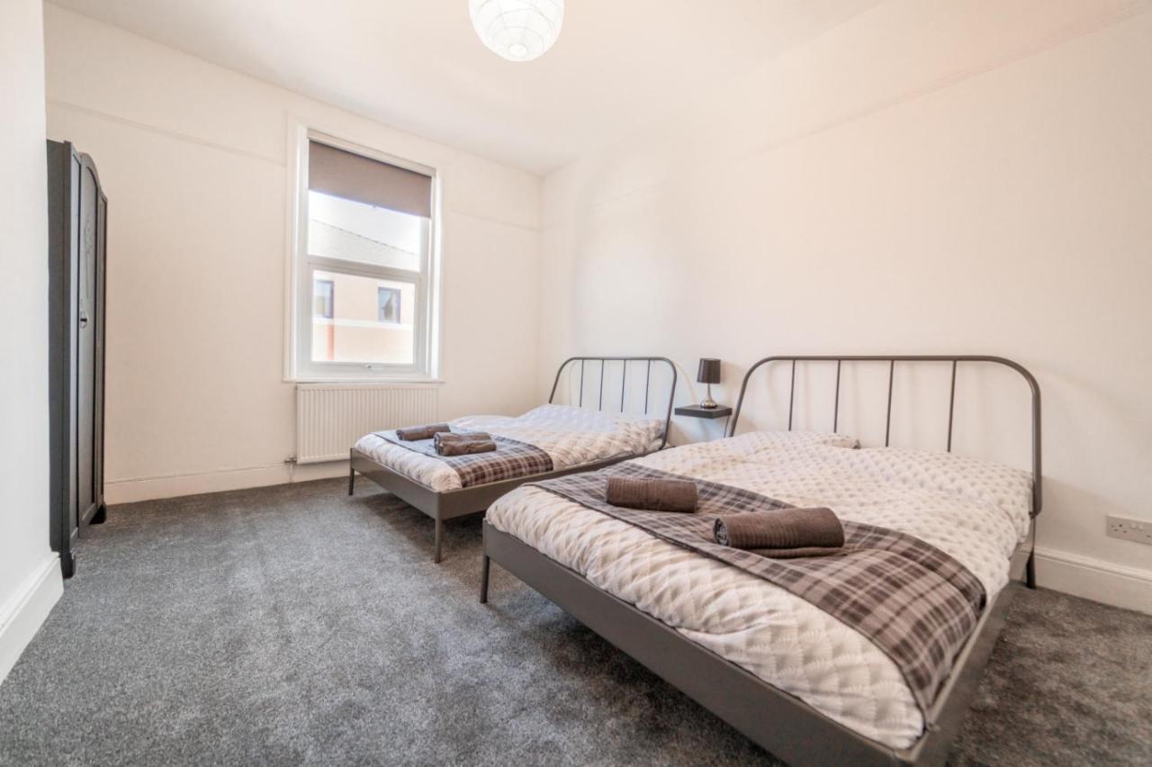 Apartment Peaky Blinders 5 Min Walk To Tower Sleeps Up To 14 *