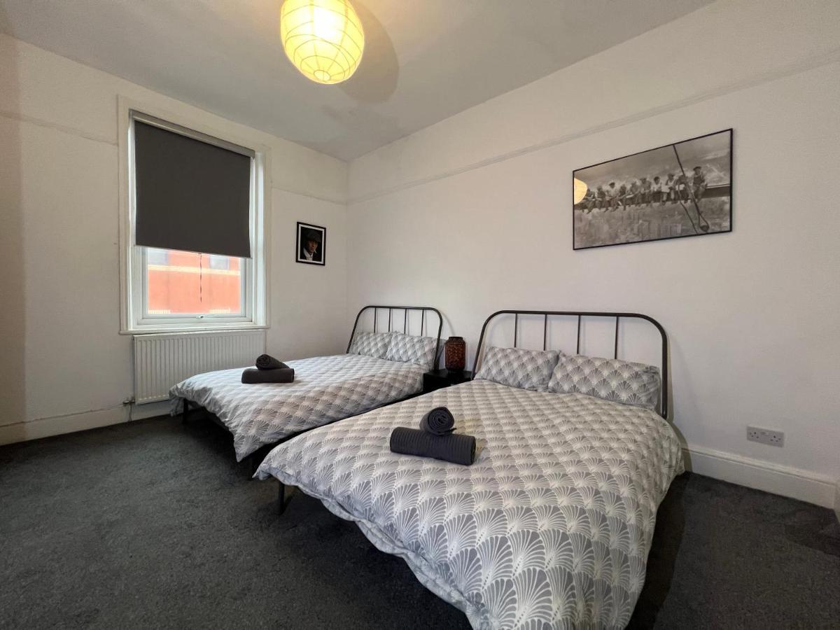 Peaky Blinders 5 Min Walk To Tower Sleeps Up To 14 Apartamento Blackpool