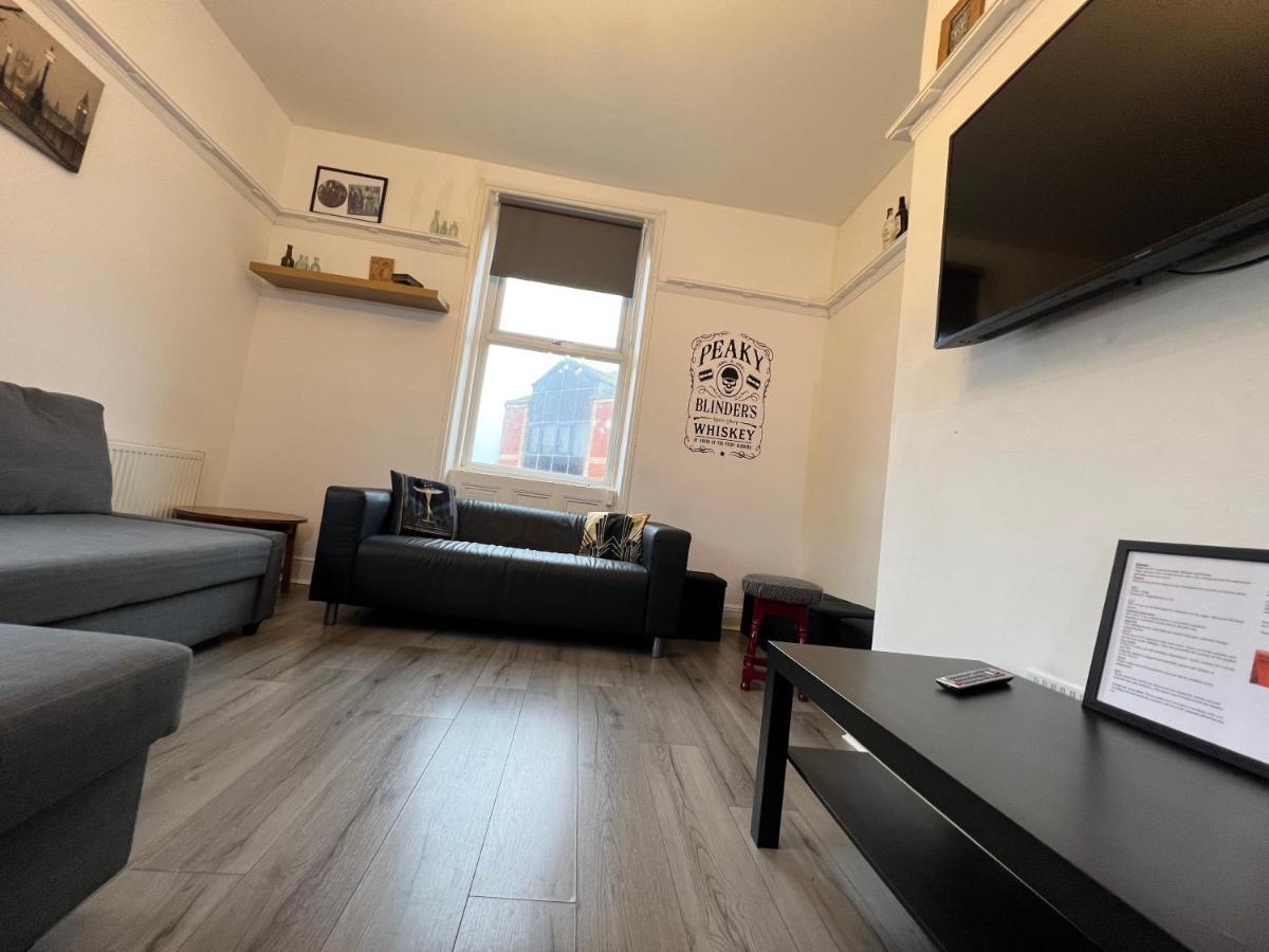 Peaky Blinders 5 Min Walk To Tower Sleeps Up To 14 Apartment